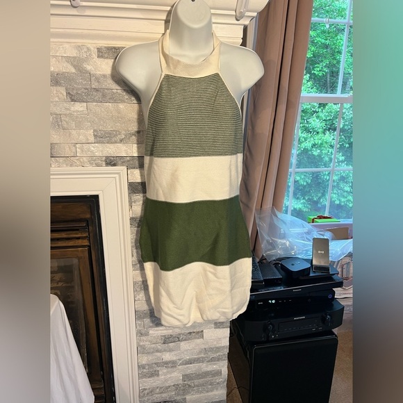 Women’s Sleeveless Backless Colorblock Knit Mini Dress – Size L (NWOT) - Picture 3 of 11